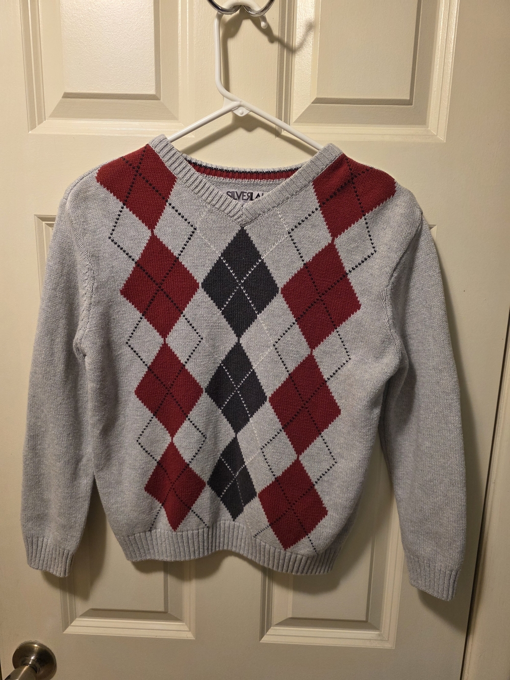 Silver Jeans Men's Light Gray V-Neck Argyle Sweater with Red & Black Diamonds